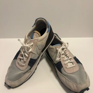 Nike men’s sneaker waffle